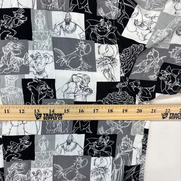 Disney Villains Mens Small Rayon Button Down Shirt Black White  Checkerboard - Picture 7 of 8